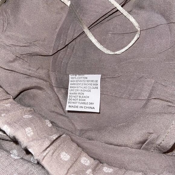 Polly taupe gray skirt w ruffle hem NWOT 10 - Picture 6 of 7